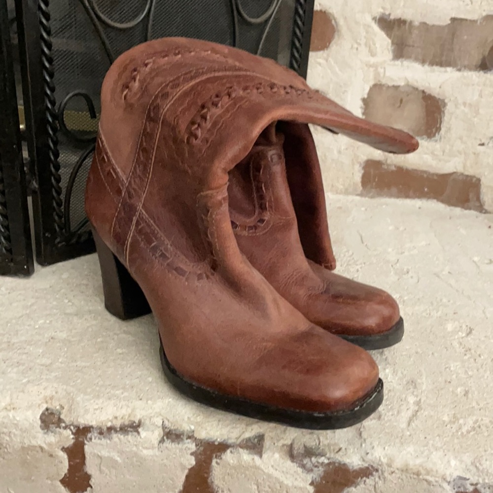 Brown boots